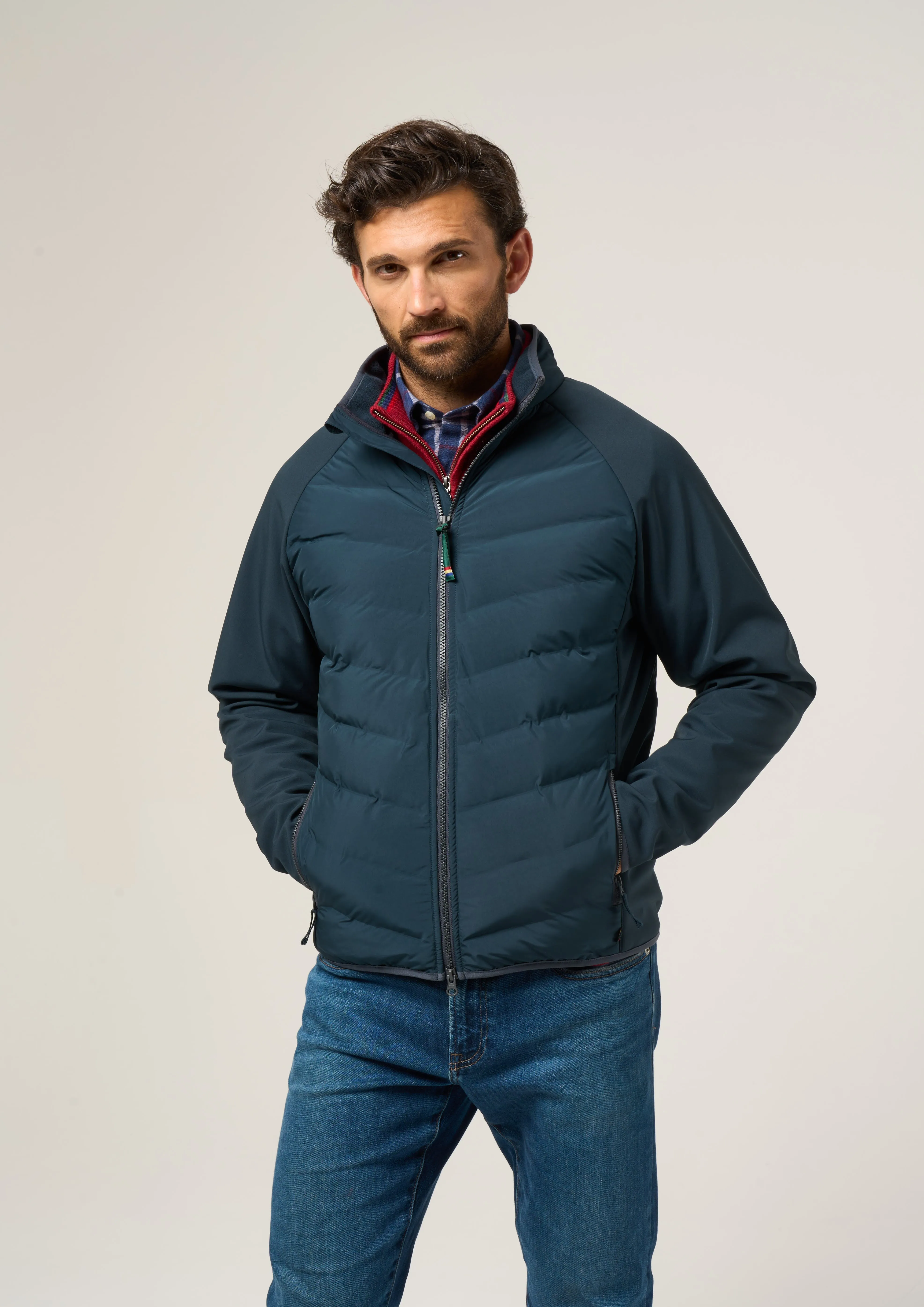 Calsall Men's Hybrid Jacket In Navy - Regular Fit