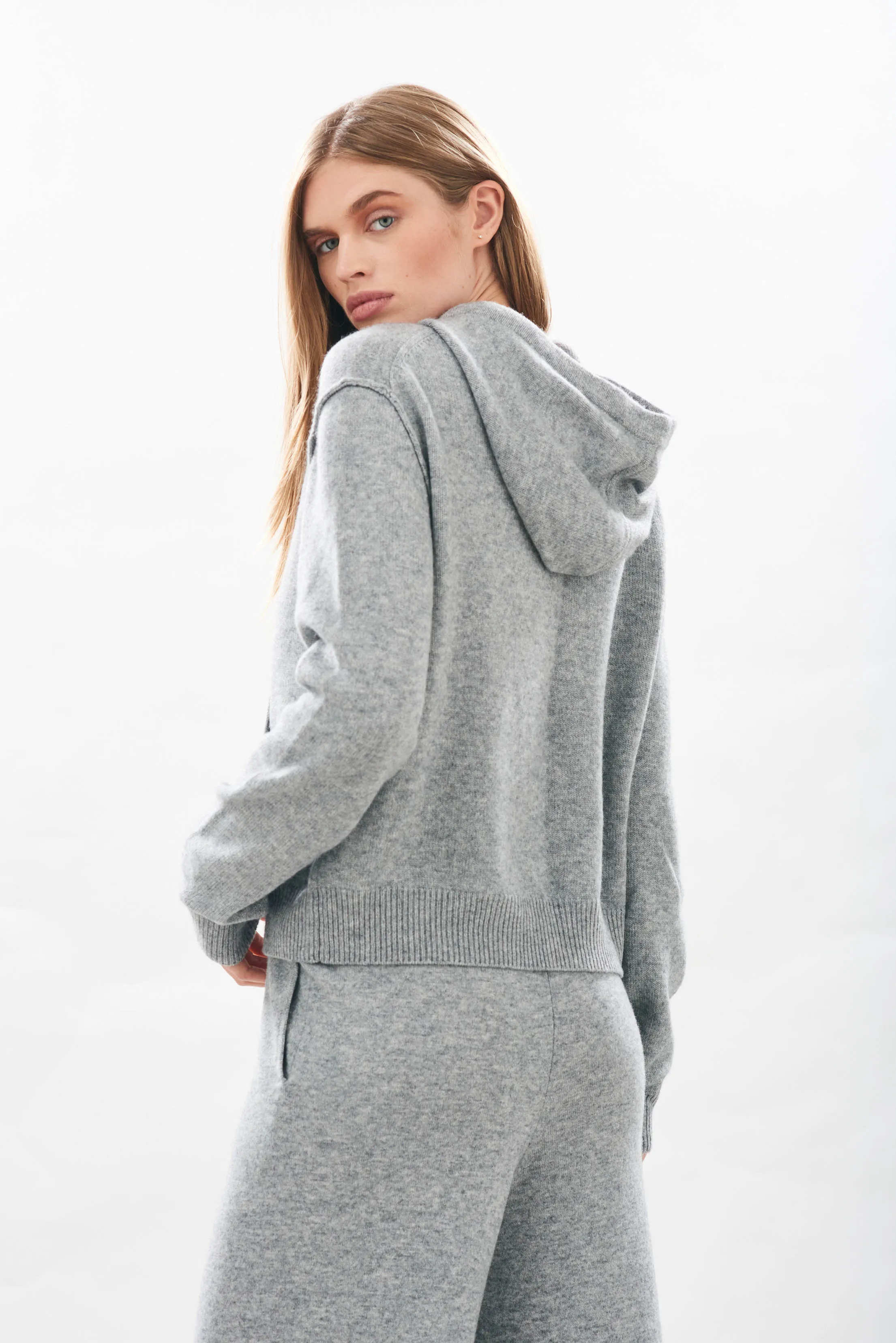 Cashmere Wool Hoodie in Mid Grey