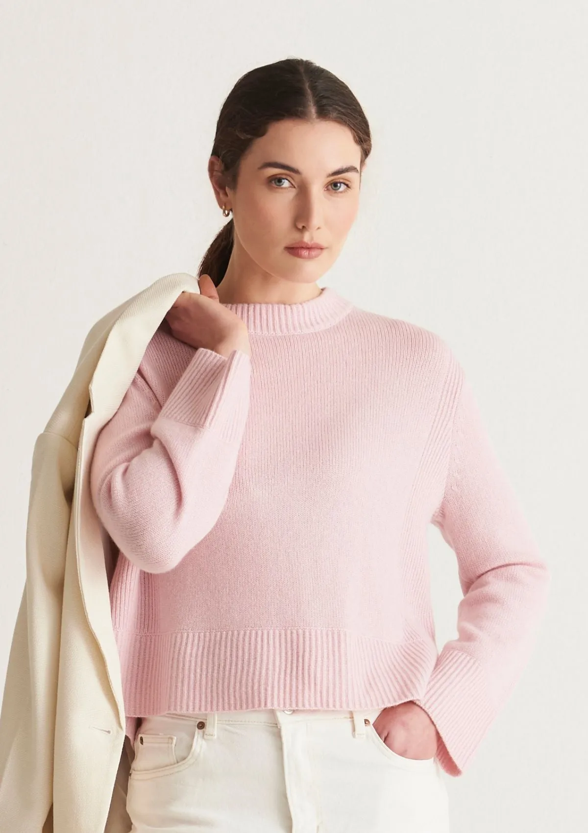 Cropped Cashmere Sweatshirt in Pixie Pink