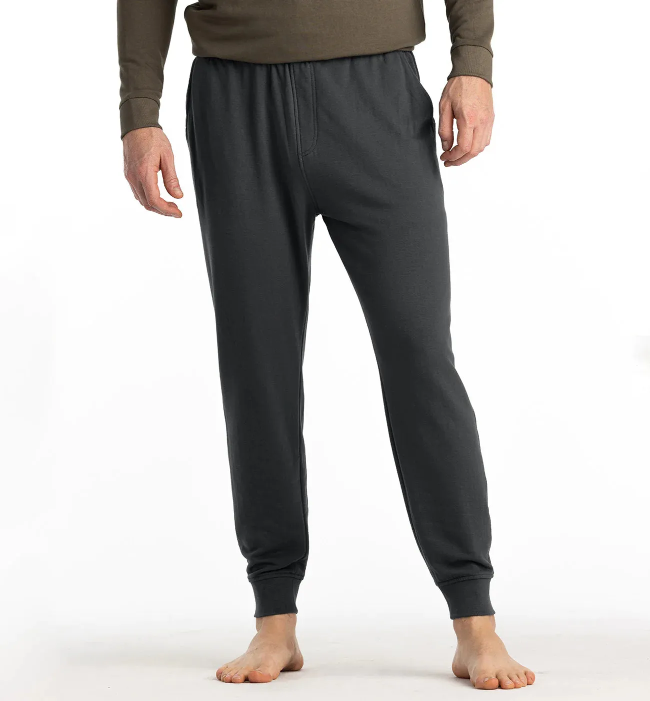 Free Fly Men's Bamboo Lightweight Fleece Jogger in Black Sand