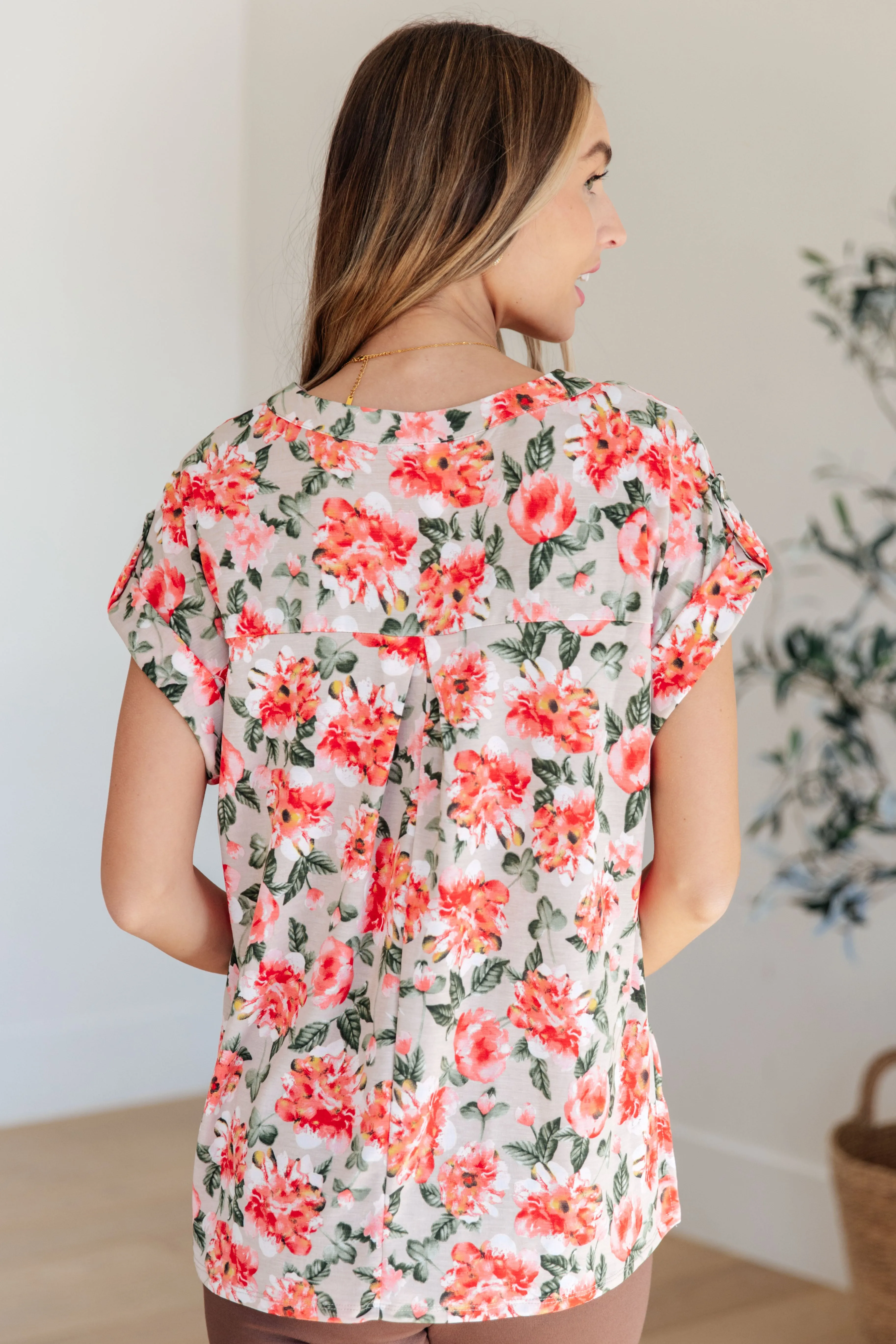 Lizzy Cap Sleeve Top in Coral and Beige Floral - Dear Scarlett