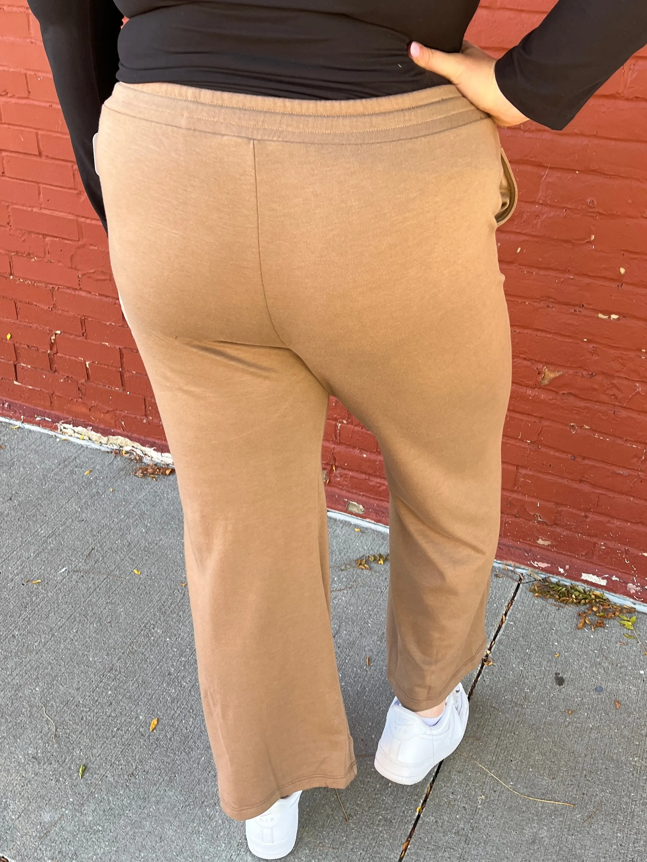 Mocha Casual Sweatpant