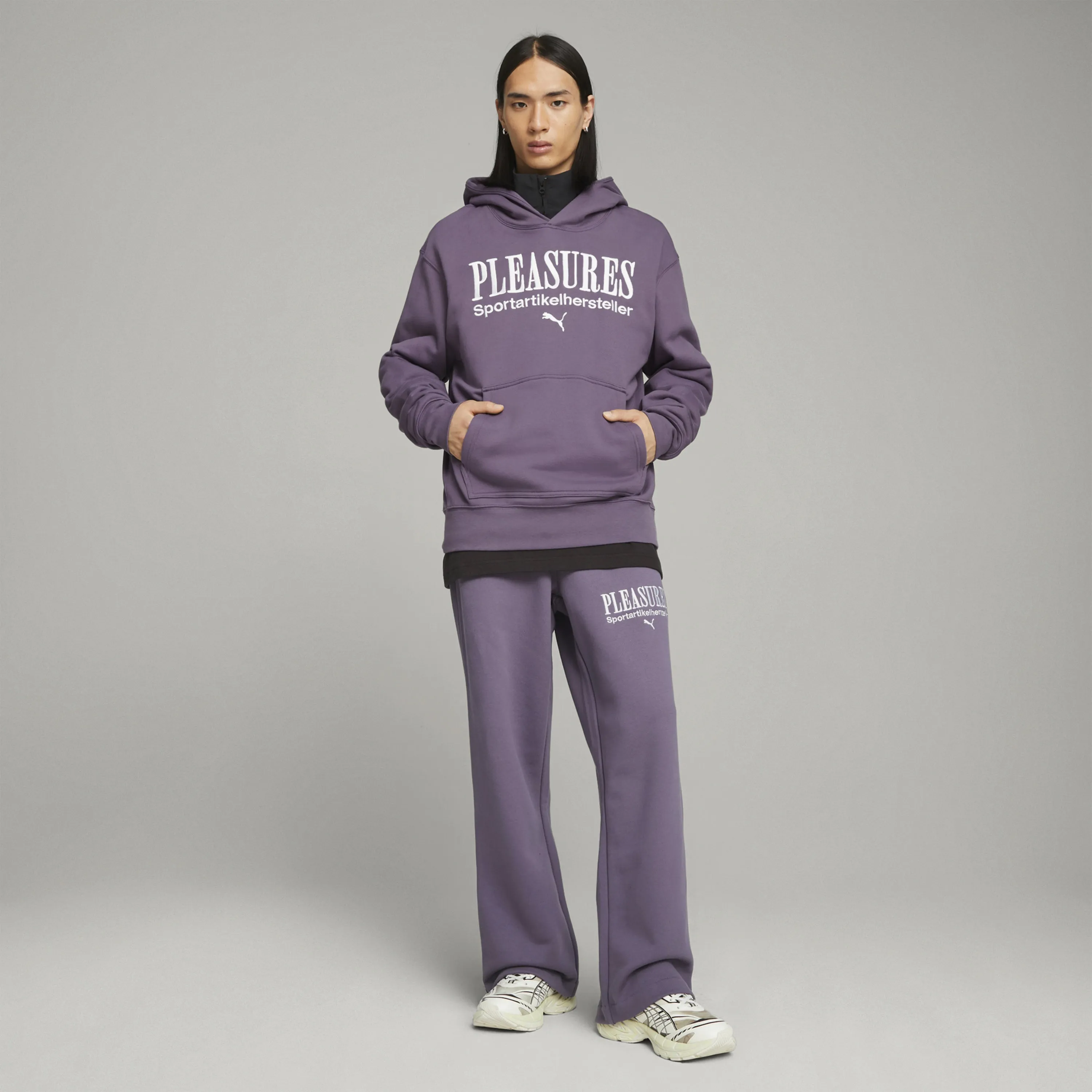 PUMA X PLEASURES SWEATPANTS