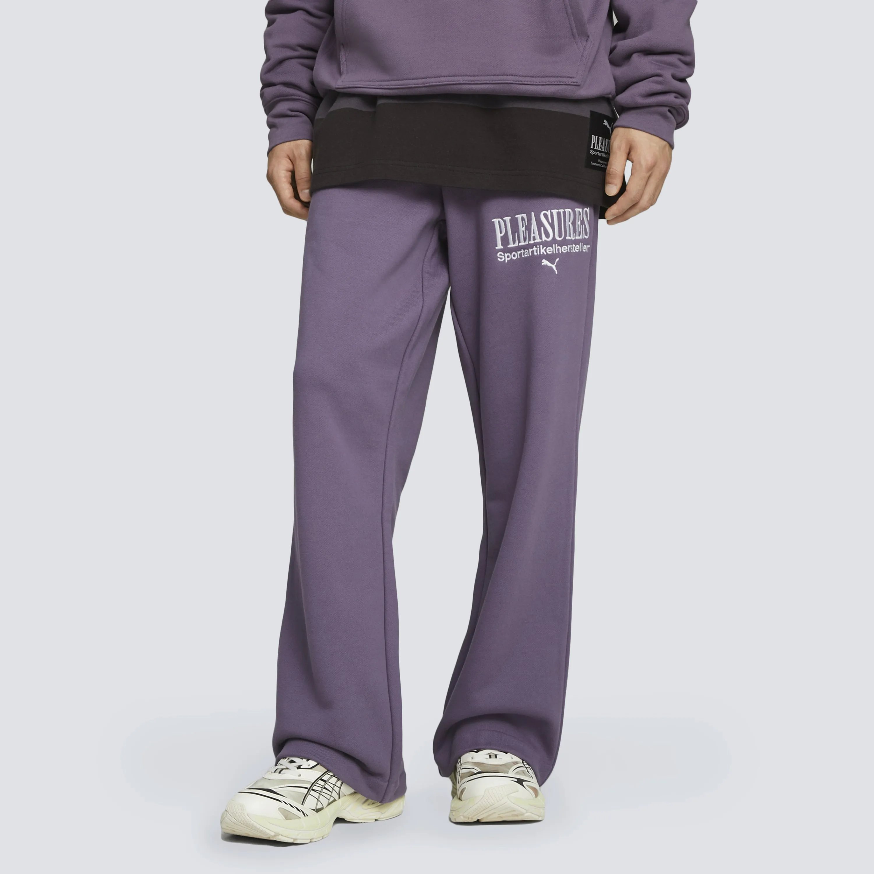 PUMA X PLEASURES SWEATPANTS