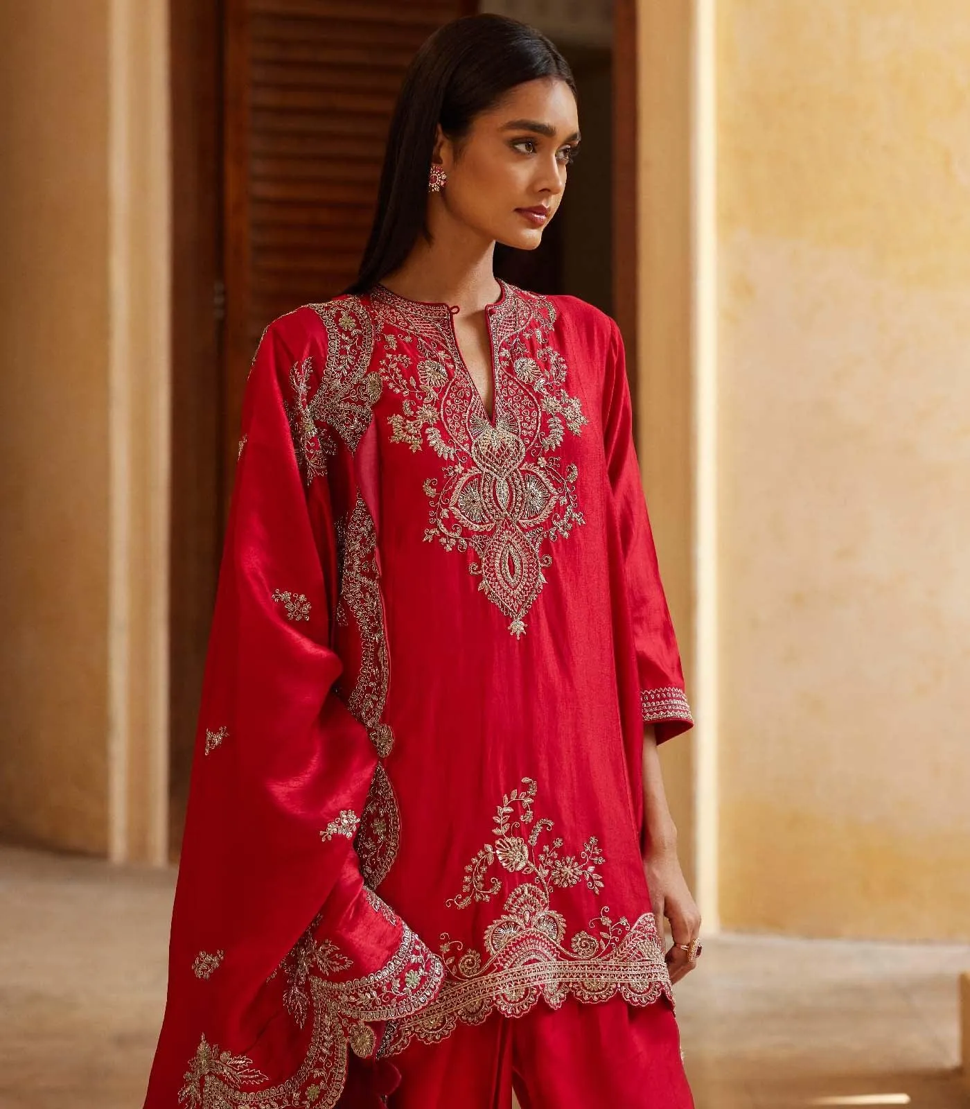 Red embroidered panel kurta Set