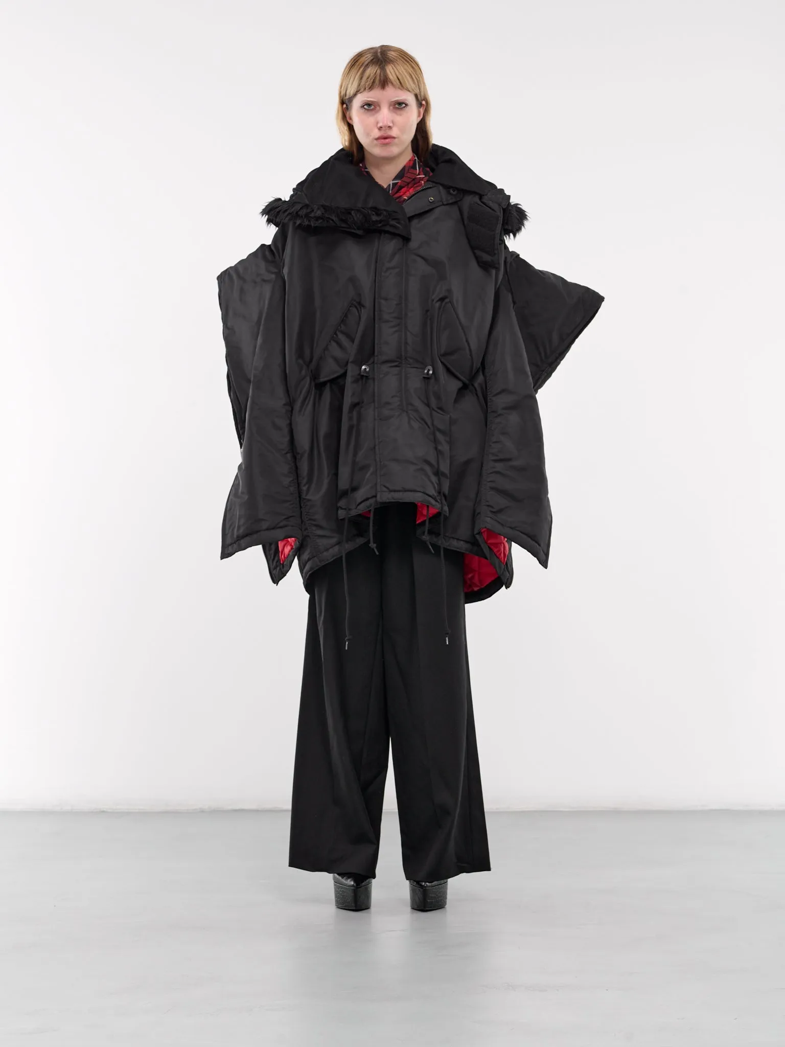 Sculptural Puffer Coat (JN-C015-051-BLACK)