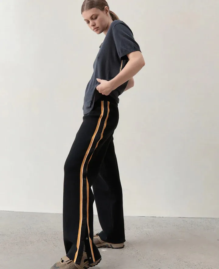 SIDE SNAP TRACKPANT - BLACK/TUMERIC