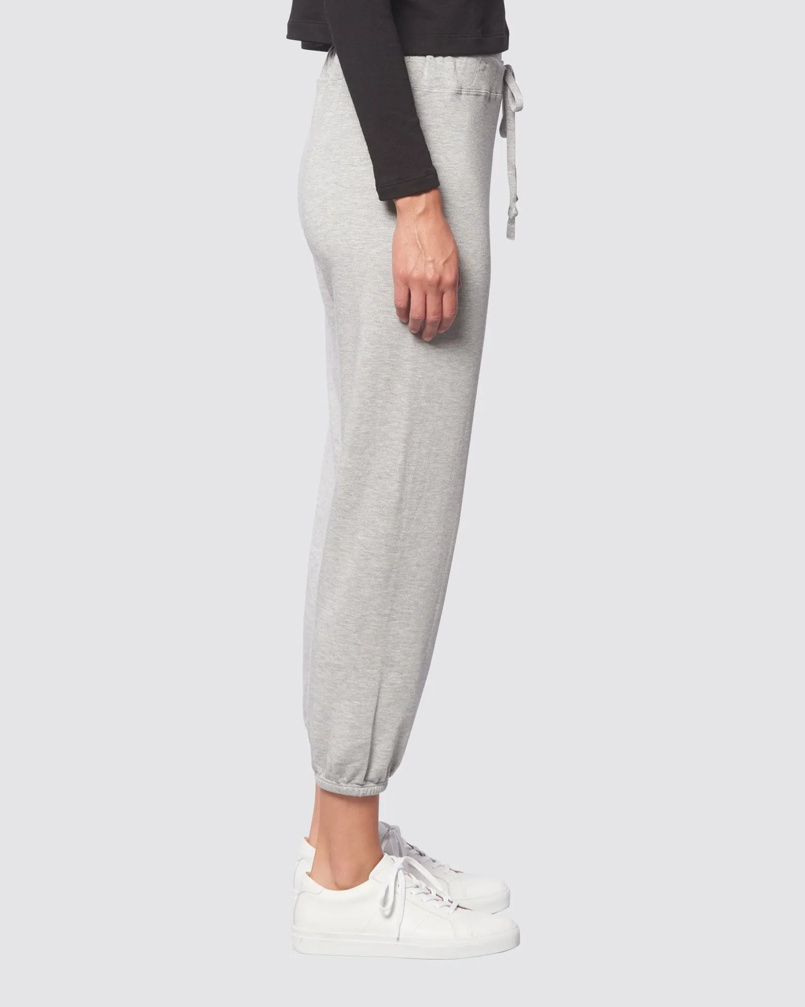 The Women's Classic Sweatpant