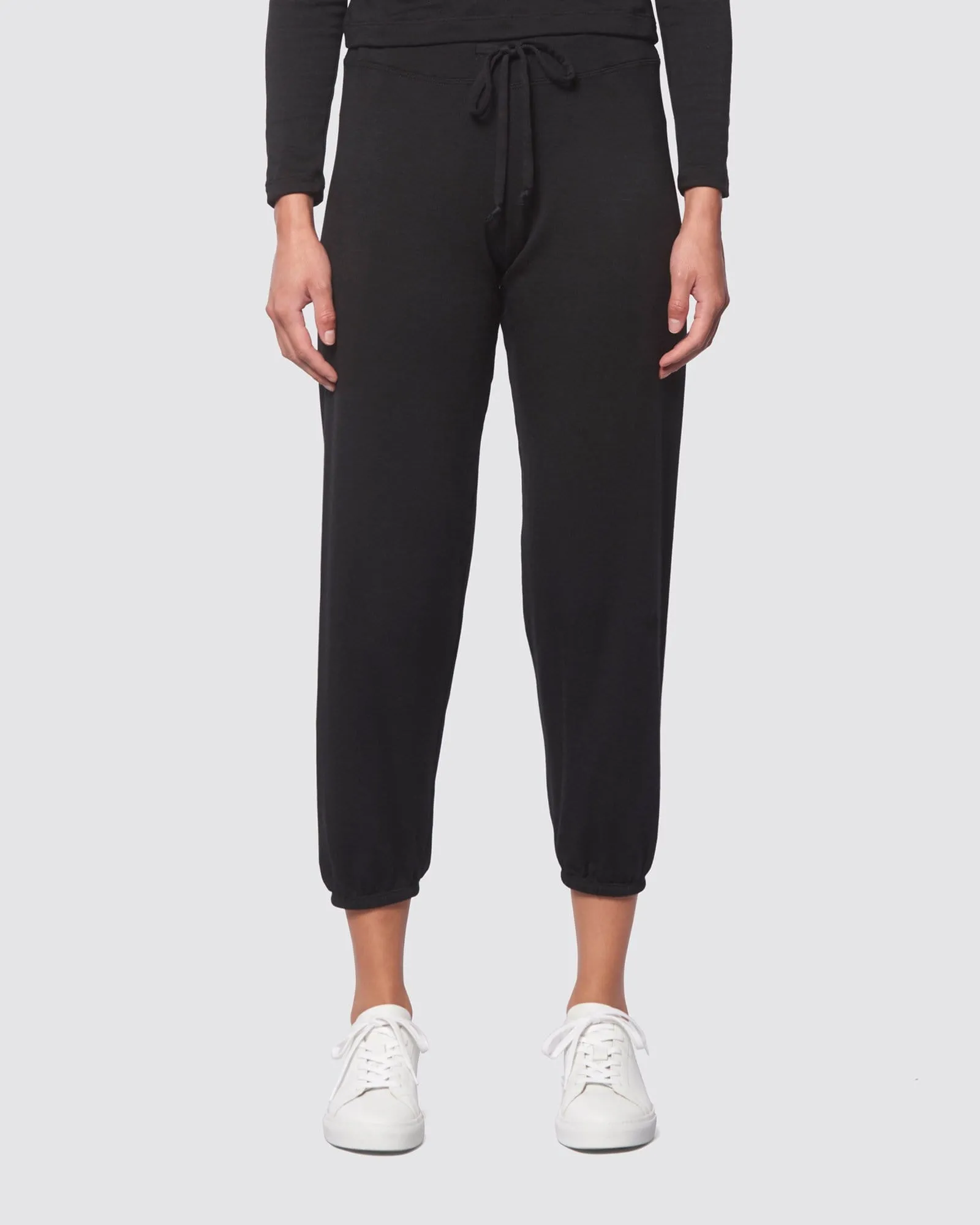 The Women's Classic Sweatpant