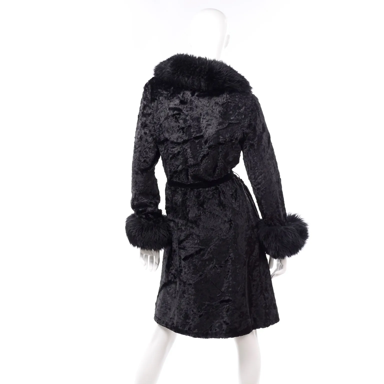 Vintage 1970s Rosewin Black Crushed Velvet Coat w Faux Fur Trim